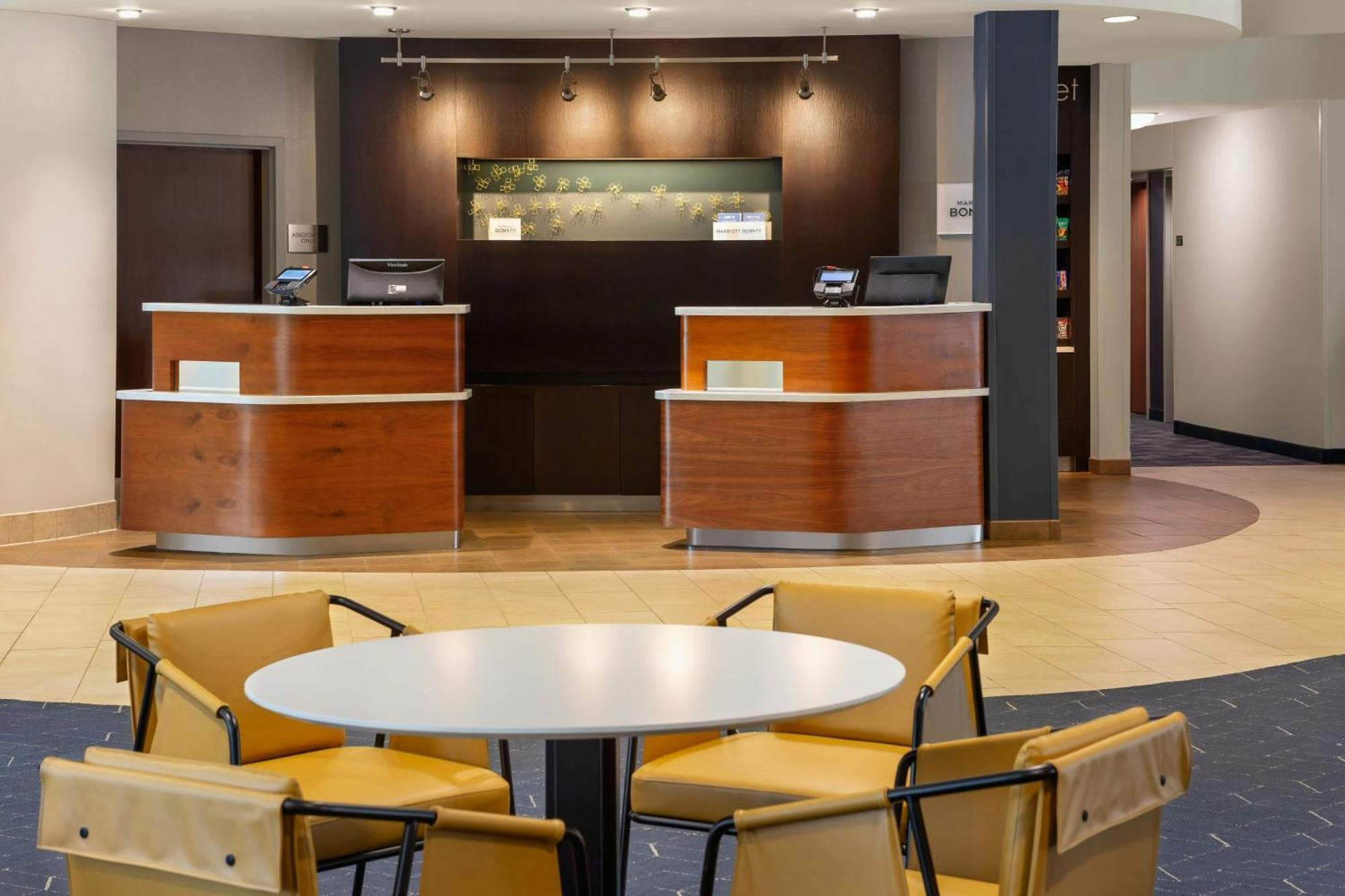 Hotel Courtyard By Marriott Madison West / Middleton Exterior foto